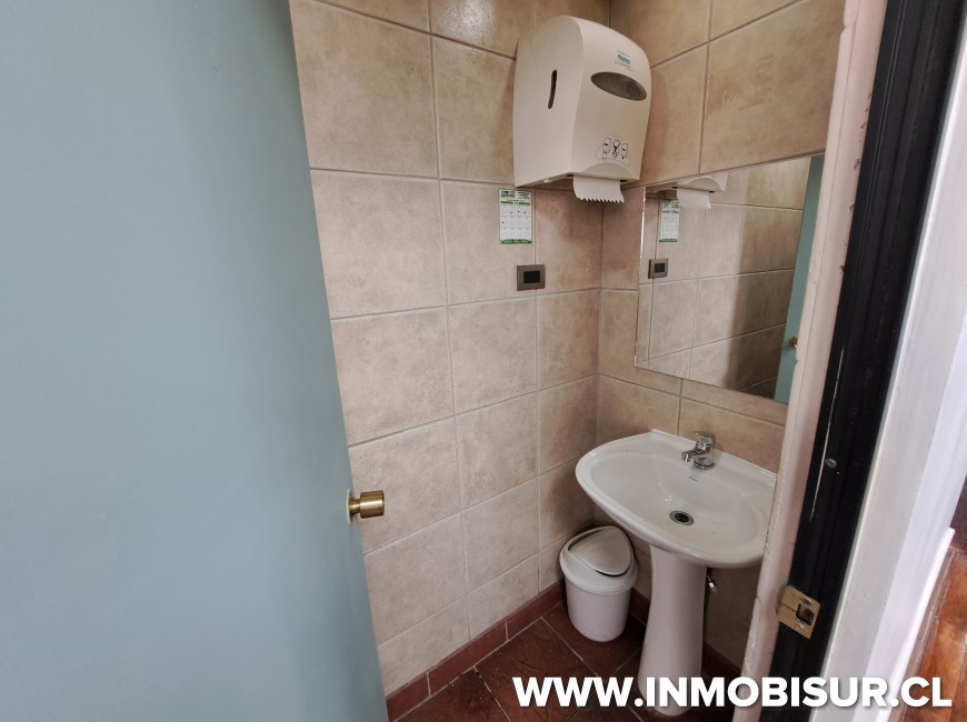 Arriendo en Puerto Montt | Edificio remodelado frente al Puerto