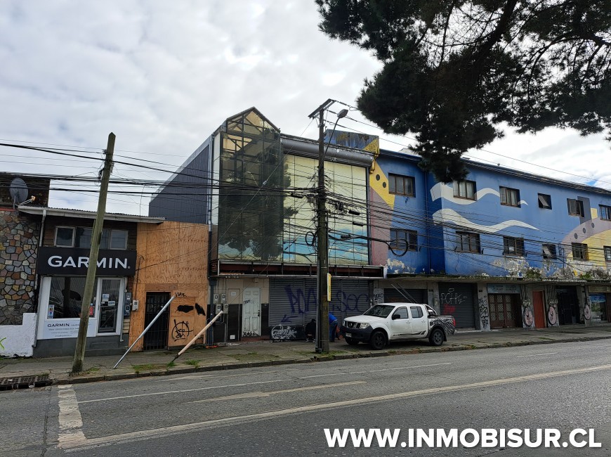 Arriendo en Puerto Montt | Edificio remodelado frente al Puerto