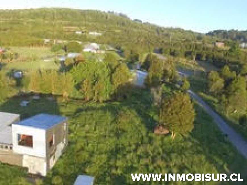 Venta en Chonchi | Hermoso terreno a orillas del Lago Natri