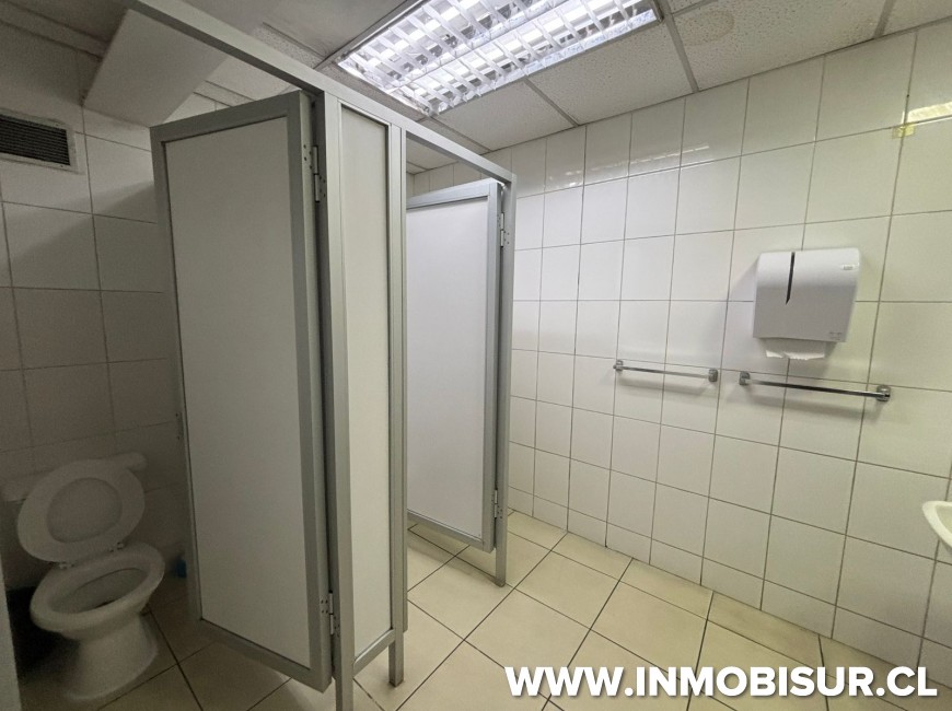 Arriendo en Puerto Montt | Amplio local en Costanera de Puerto Montt