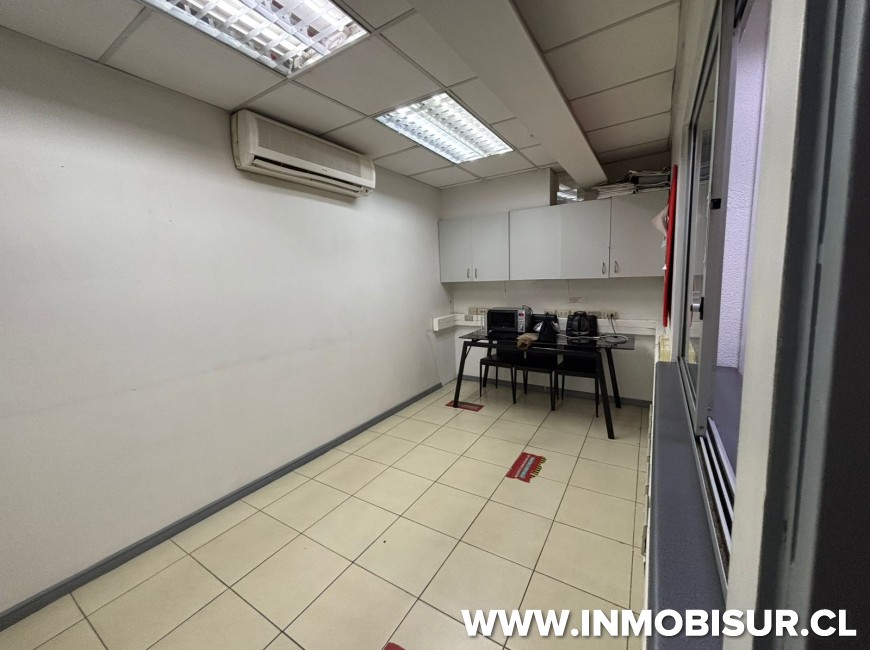 Arriendo en Puerto Montt | Amplio local en Costanera de Puerto Montt