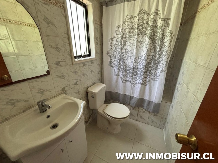 Arriendo en Puerto Montt | Arriendo casa para oficinas en calle Regimiento