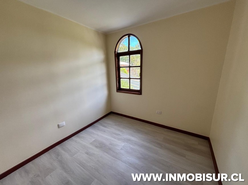 Arriendo en Puerto Montt | Arriendo casa para oficinas en calle Regimiento