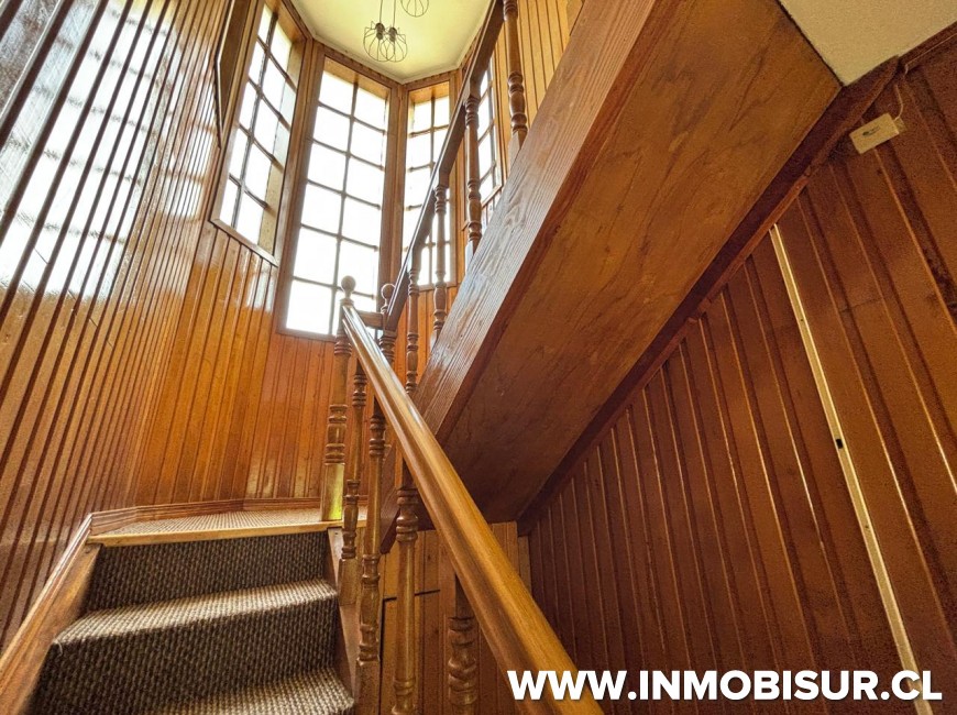 Arriendo en Puerto Montt | Arriendo casa para oficinas en calle Regimiento