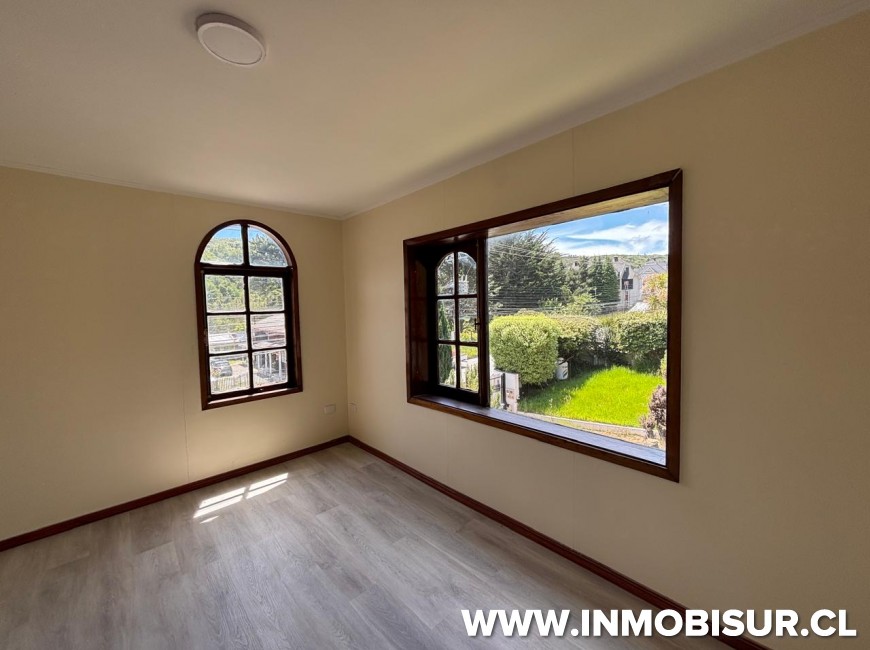Arriendo en Puerto Montt | Arriendo casa para oficinas en calle Regimiento