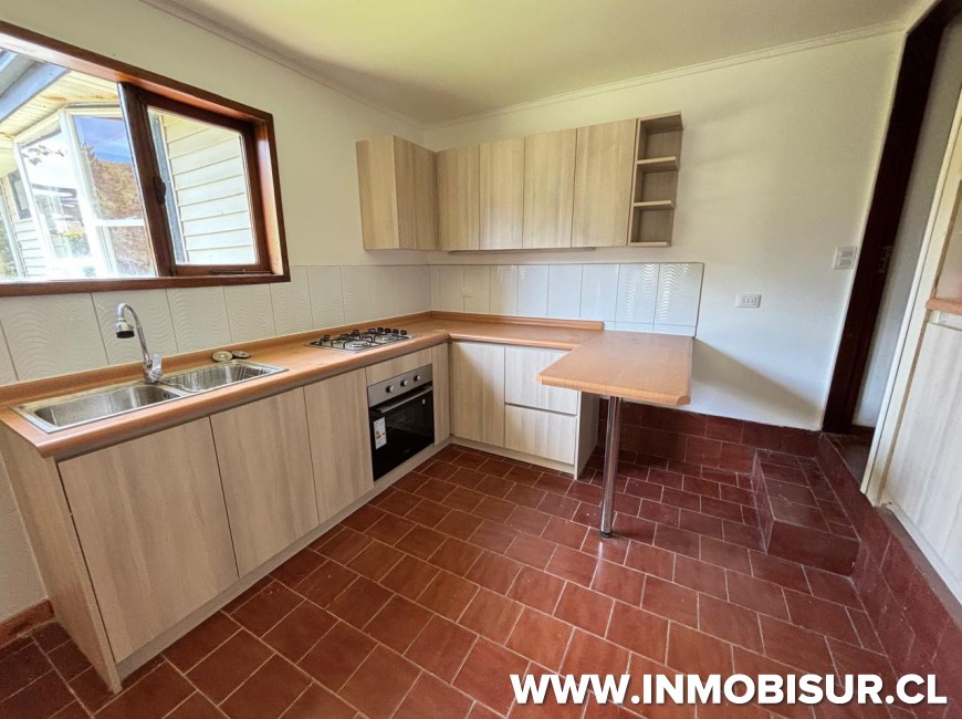 Arriendo en Puerto Montt | Arriendo casa para oficinas en calle Regimiento