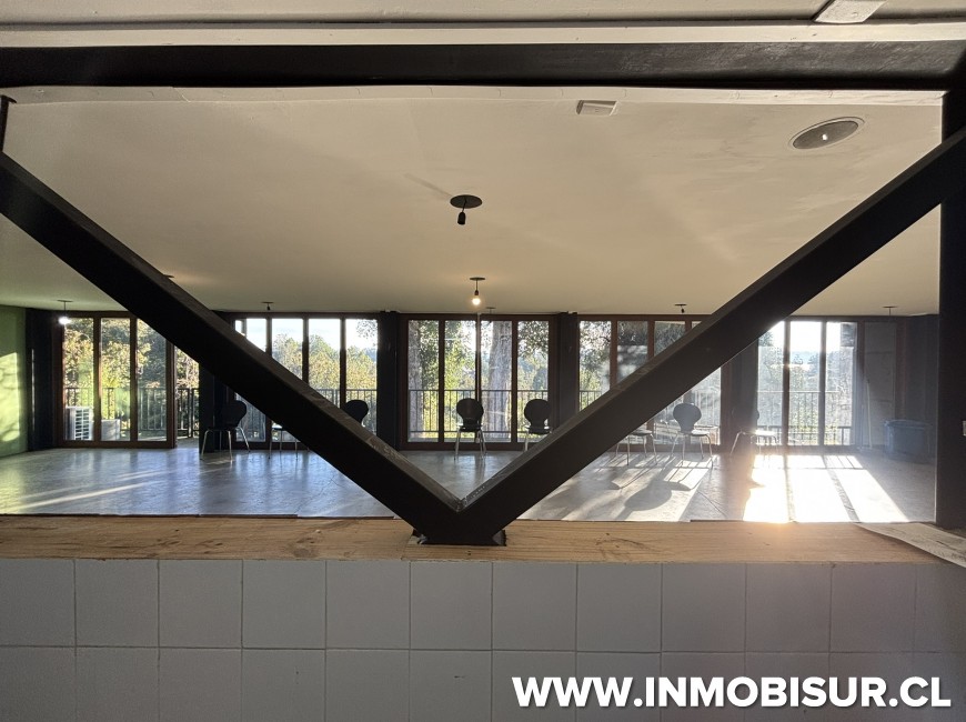 Arriendo en Puerto Varas | Arriendo de espacio para oficina o actividad comercial