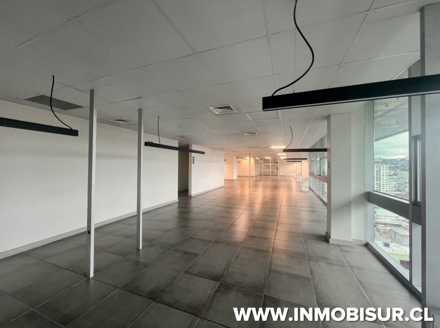 Arriendo en Puerto Montt | Arriendo piso completo para oficina Edificio Capital