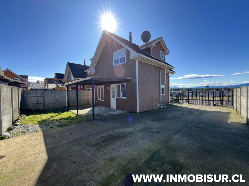 Arriendo en Puerto Varas | Casa de 3 dormitorios en arriendo, sector Quilén