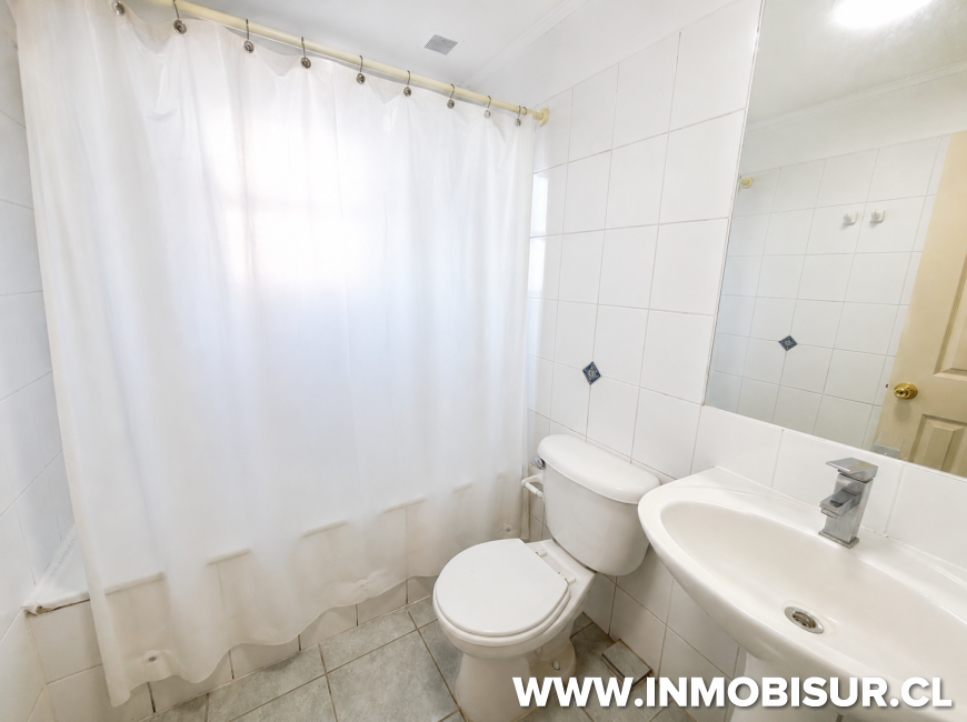 Arriendo en Puerto Varas | Casa de 5 dormitorios en arriendo en Mirador de Volcanes, Puerto Varas