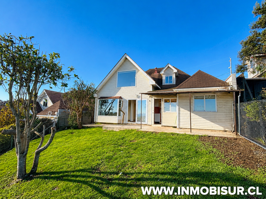 Arriendo en Puerto Varas | Casa de 5 dormitorios en arriendo en Mirador de Volcanes, Puerto Varas
