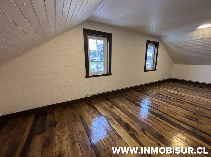 Arriendo en Puerto Varas | Casa en arriendo para oficina con excelente ubicación, Puerto Varas