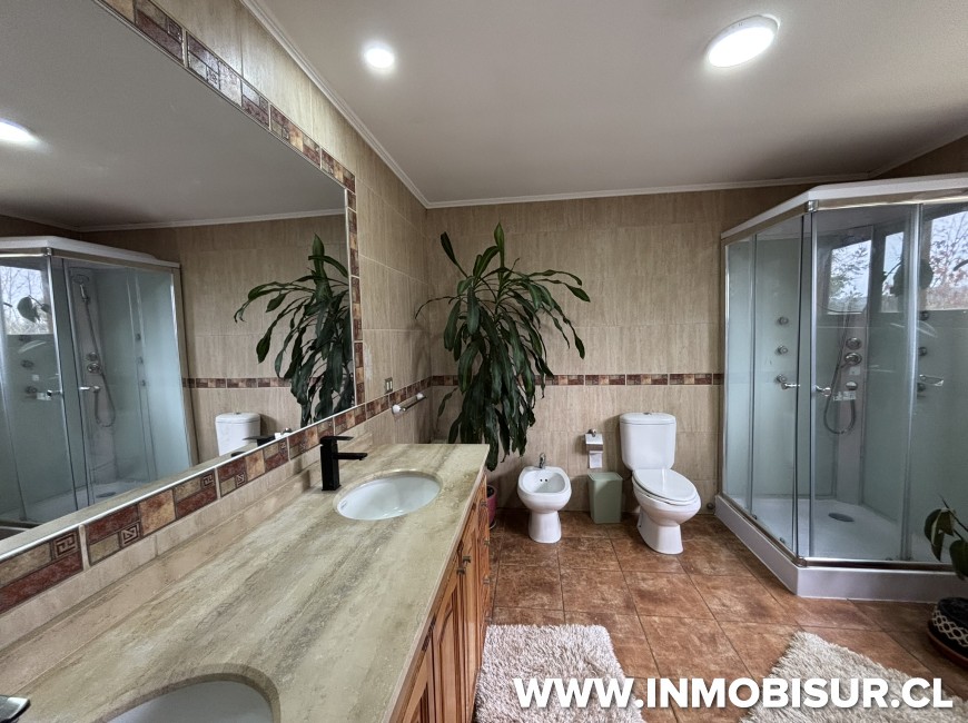 Venta en Puerto Varas | Casa en venta con 2 cabañas en Loteo San Ignacio, Puerto Varas