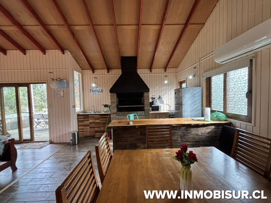 Venta en Puerto Varas | Casa en venta con 2 cabañas en Loteo San Ignacio, Puerto Varas