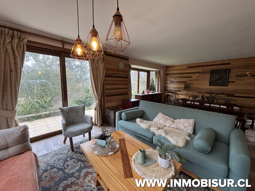 Venta en Puerto Varas | Casa en venta con 2 cabañas en Loteo San Ignacio, Puerto Varas