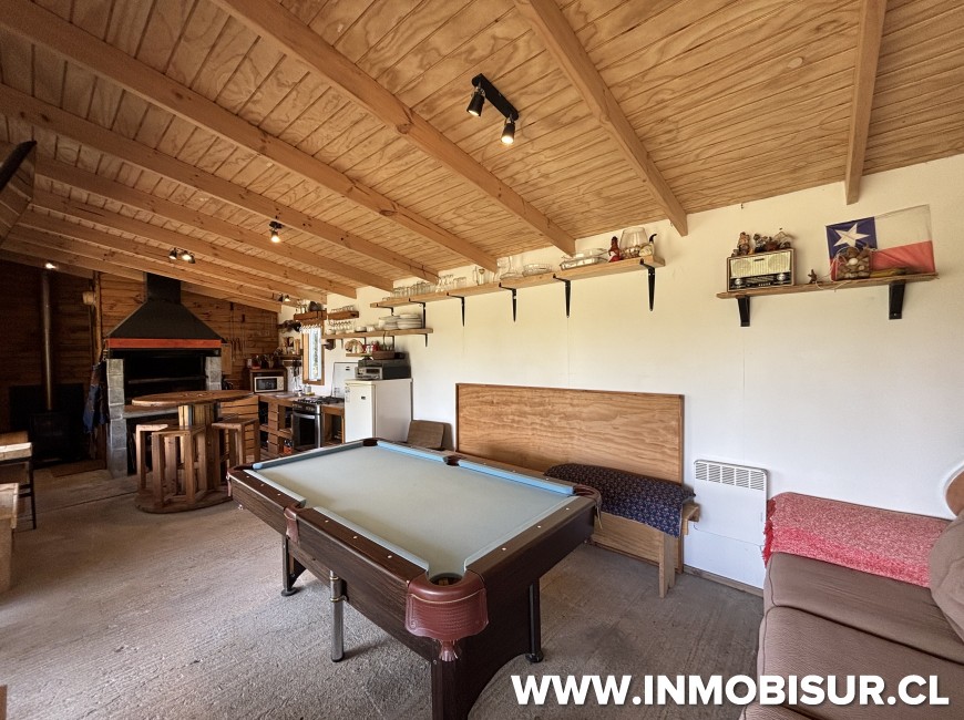 Venta en Puerto Varas | Casa en venta con 3 cabañas equipadas en parcelación los Canelos, Puerto Varas