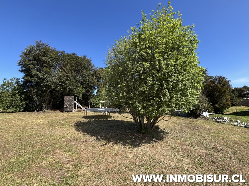 Venta en Puerto Varas | Casa en venta con 3 cabañas equipadas en parcelación los Canelos, Puerto Varas