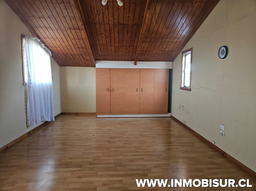 Venta en Llanquihue | Casa en venta en Llanquihue, sector cisne a  200 metros del lago.