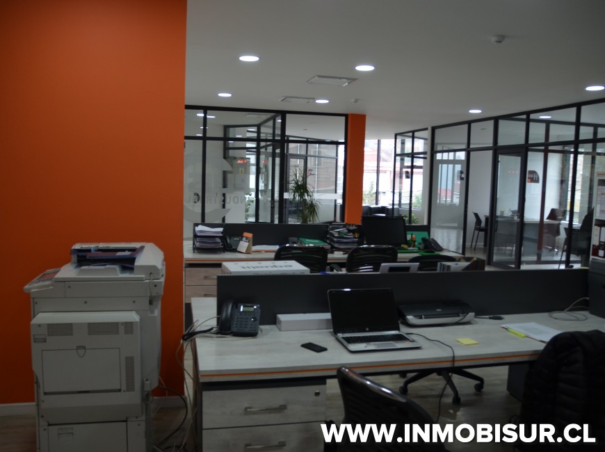 Arriendo en Puerto Montt | Edificio primer, segundo y Tercer piso Chorrillos esquina Pérez Rosales