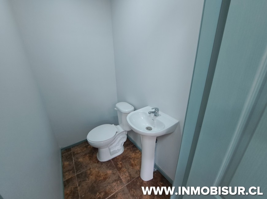 Arriendo en Puerto Montt | Edificio remodelado frente al Puerto