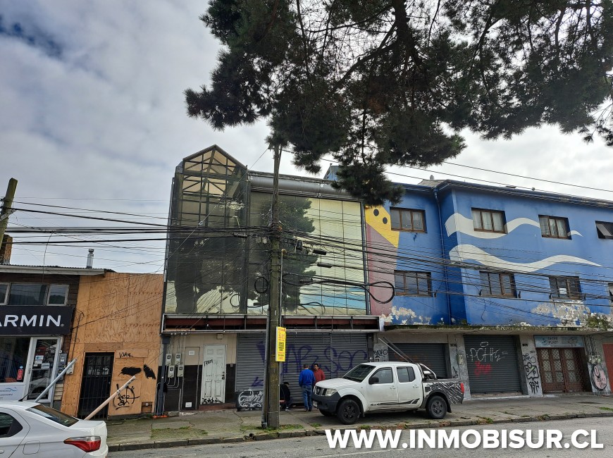 Arriendo en Puerto Montt | Edificio remodelado frente al Puerto