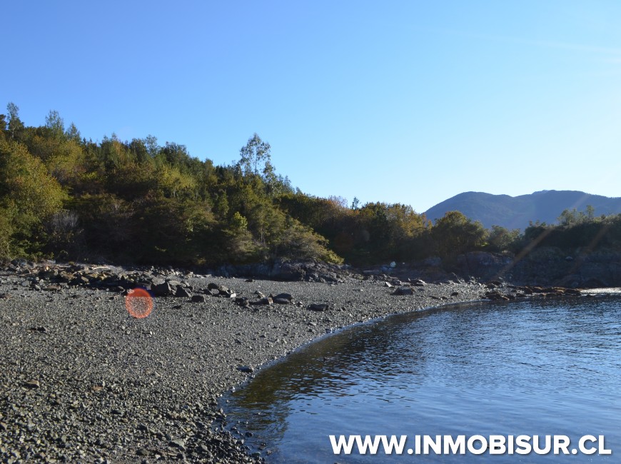 Venta en Hualaihué | En venta hermosa y exclusiva isla de 23,5 Ha en Hornopiren