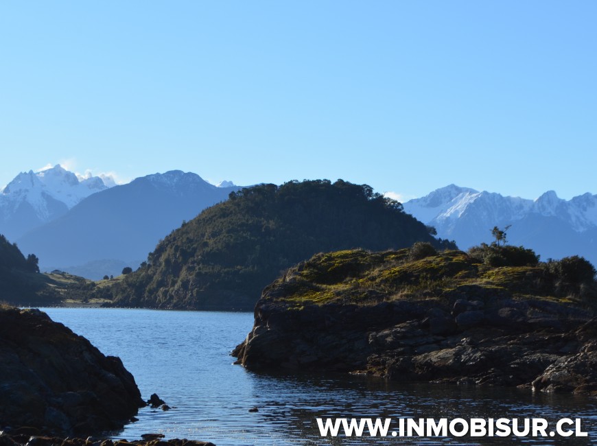 Venta en Hualaihué | En venta hermosa y exclusiva isla de 23,5 Ha en Hornopiren