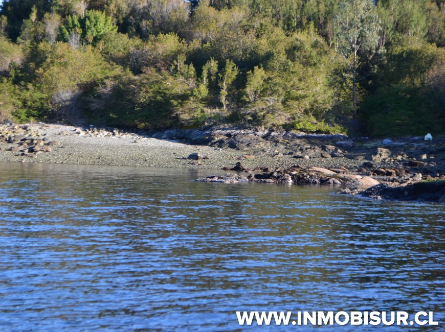 Venta en Hualaihué | En venta hermosa y exclusiva isla de 23,5 Ha en Hornopiren