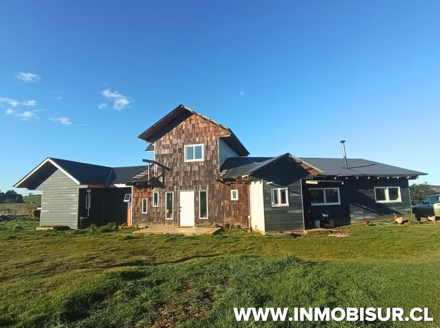 Arriendo en Puerto Varas | Espectacular Casa de Campo con Vista Privilegiada a los Volcanes