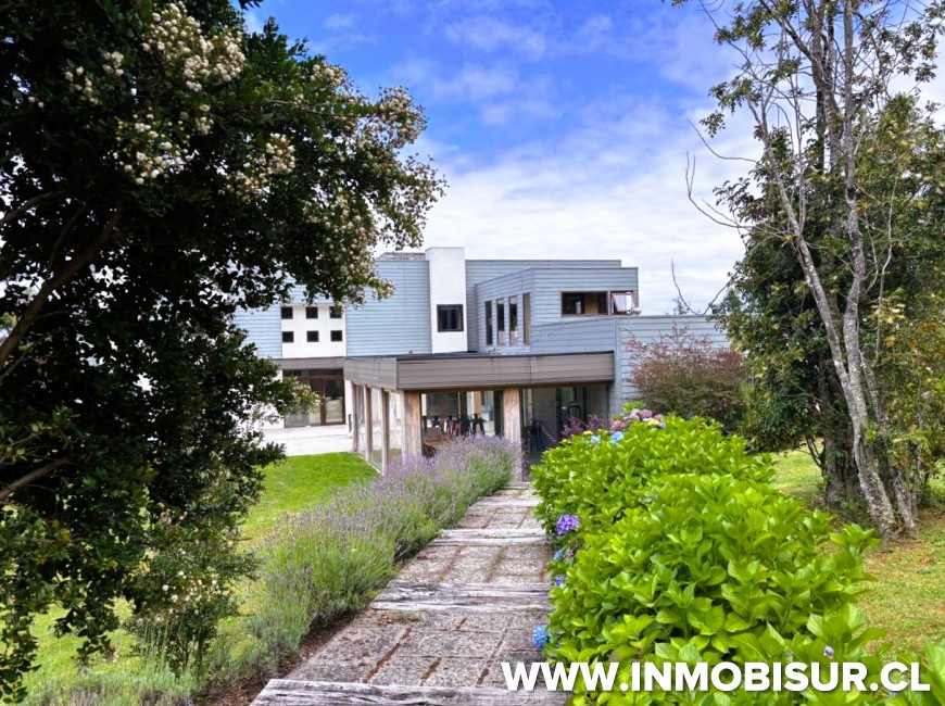 Venta en Puerto Montt | Espectacular casa en Lomas de Coihuín