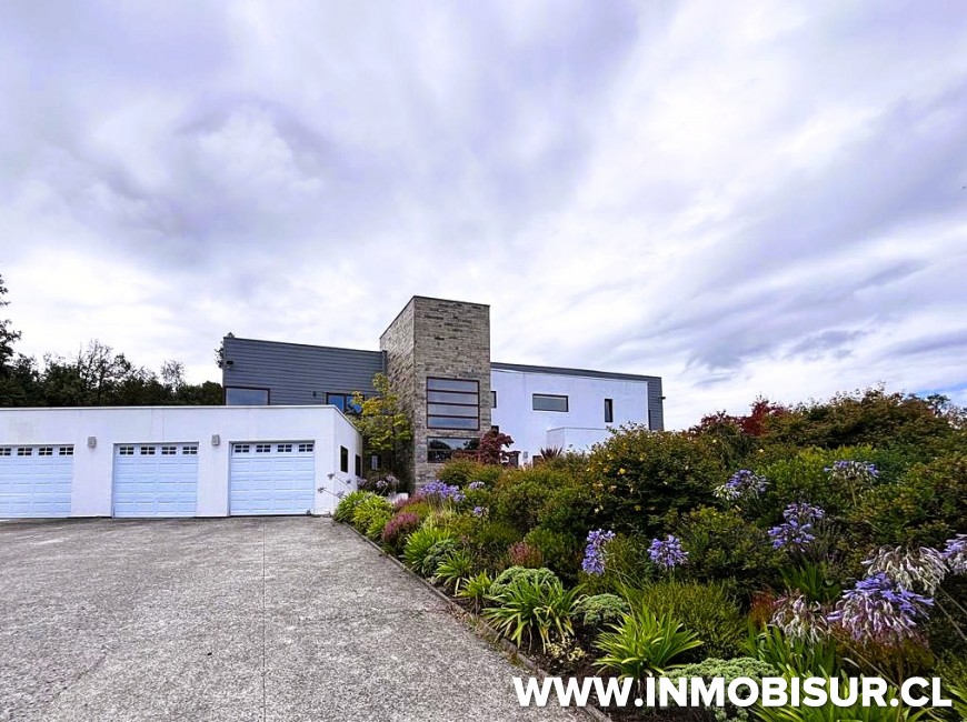 Venta en Puerto Montt | Espectacular casa en Lomas de Coihuín