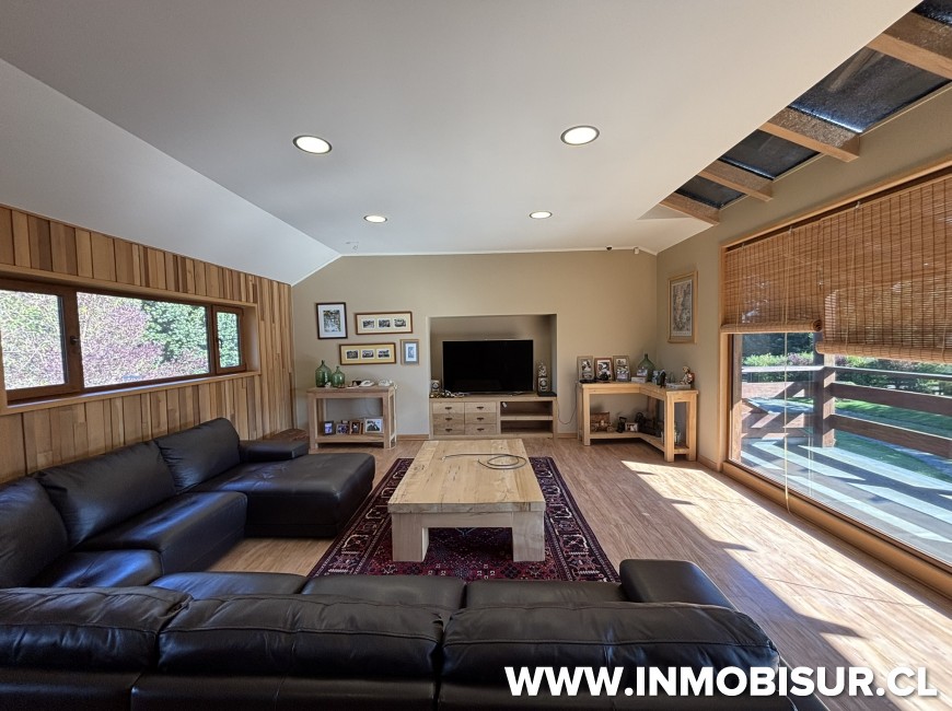 Venta en Puerto Varas | Espectacular casa en venta en el sector de la Marina, Puerto Varas