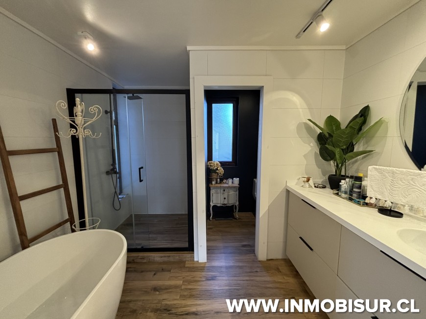 Venta en Puerto Varas | Espectacular casa en venta en sector Loteo Centenario, Puerto Varas