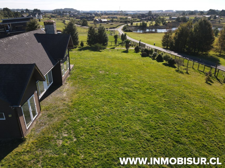 Venta en Puerto Varas | Espectacular casa en venta frente a la laguna en Graneros de Puerto Varas