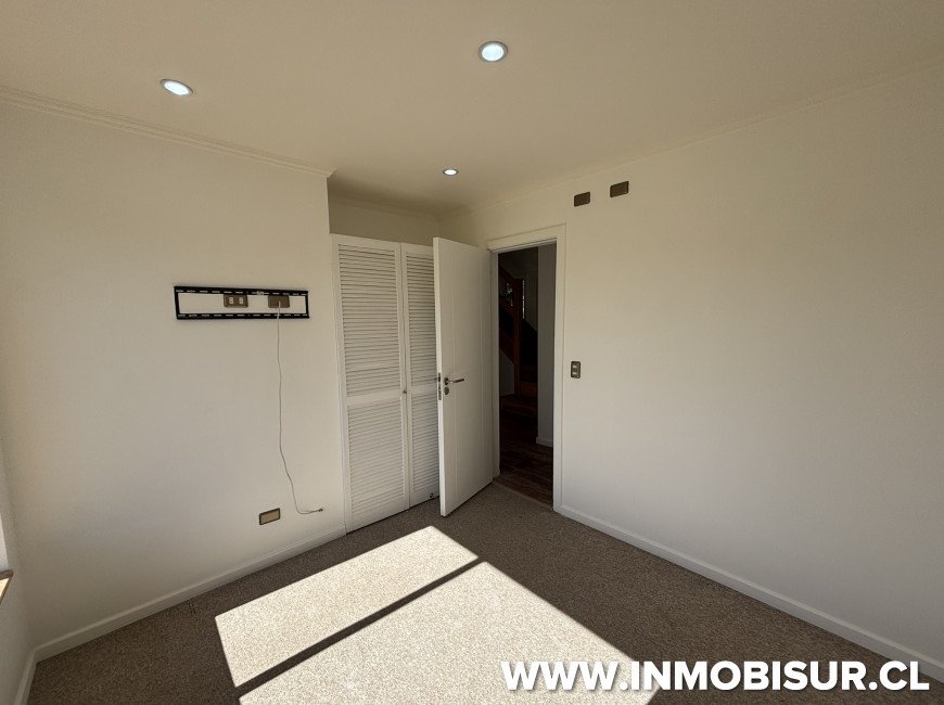 Venta en Puerto Varas | Espectacular casa en venta frente a la laguna en Graneros de Puerto Varas