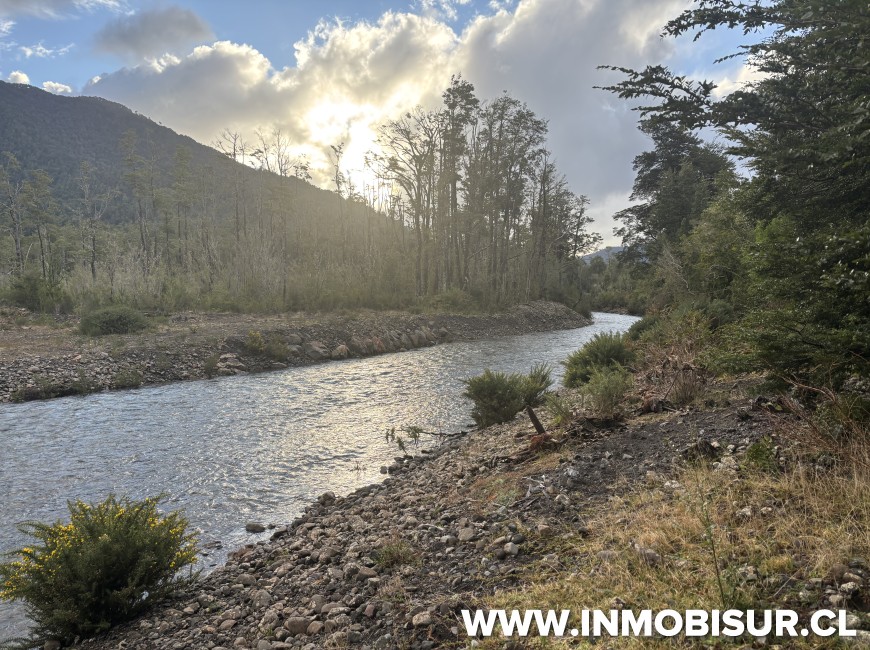 Venta en Puerto Montt | Espectacular loteo en Lago Chapo con Río y Financiamiento Directo.