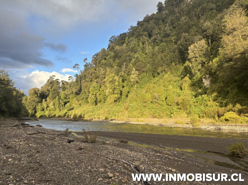 Venta en Puerto Montt | Espectacular loteo en Lago Chapo con Río y Financiamiento Directo.