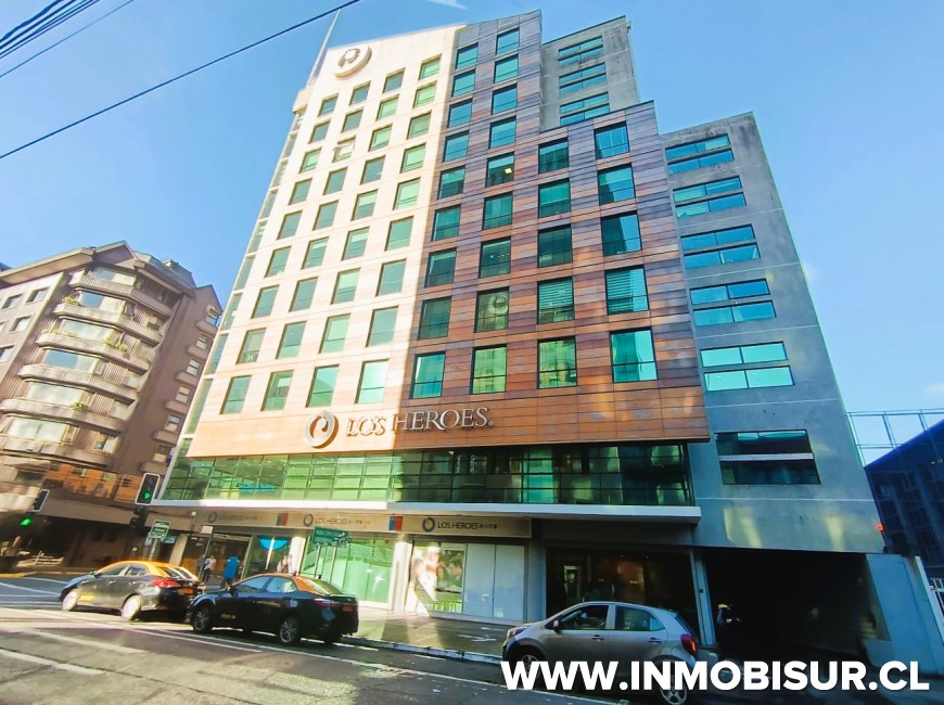 Arriendo en Puerto Montt | EXCELENTE OFICINA EN ARRIENDO, EN EDIFICIO LOS HEROES
