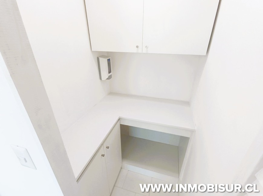 Arriendo en Puerto Montt | EXCELENTE OFICINA EN ARRIENDO, EN EDIFICIO LOS HEROES