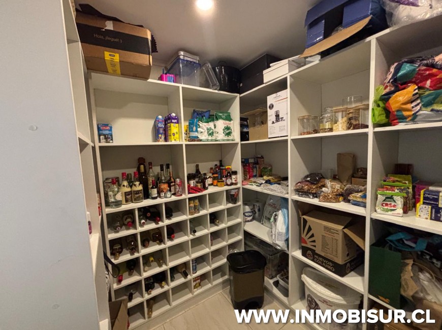 Venta en Puerto Montt | Exclusiva residencia en Condominio Lomas de Coihuin