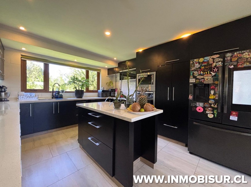 Venta en Puerto Montt | Exclusiva residencia en Condominio Lomas de Coihuin