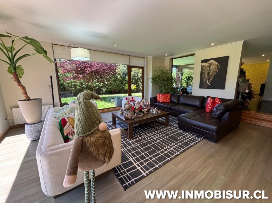 Venta en Puerto Montt | Exclusiva residencia en Condominio Lomas de Coihuin