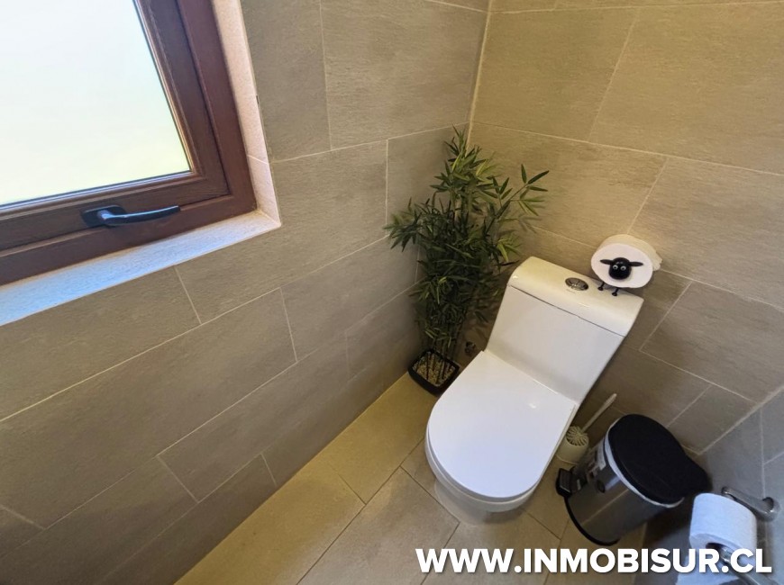 Venta en Puerto Montt | Exclusiva residencia en Condominio Lomas de Coihuin