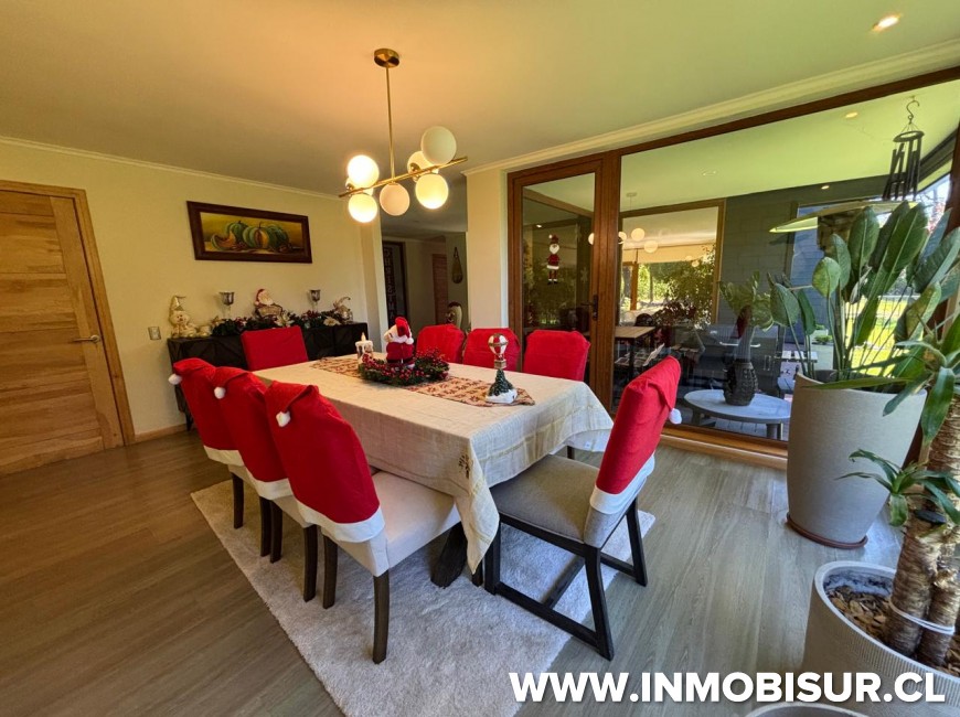 Venta en Puerto Montt | Exclusiva residencia en Condominio Lomas de Coihuin