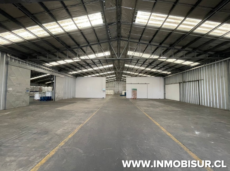 Arriendo en Llanquihue | Gran bodega en arriendo en Línea Nueva con rapido acceso a ruta 5