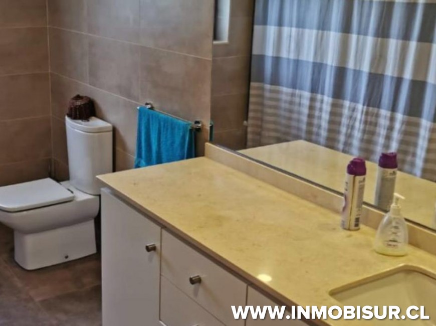 Venta en Frutillar | Hermosa casa  a la venta en Frutillar Bajo