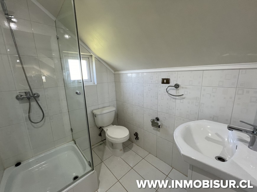 Venta en Puerto Varas | Espectacular casa en venta frente a la laguna en Graneros de Puerto Varas