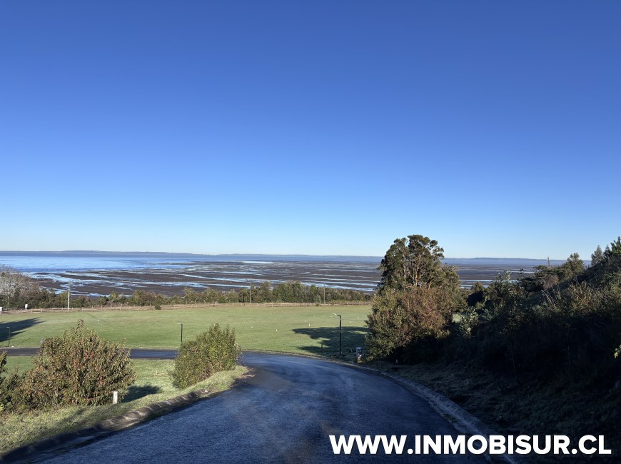 Venta en Puerto Montt | Hermosa parcela en Loteo Campomar, Carretera Austral.