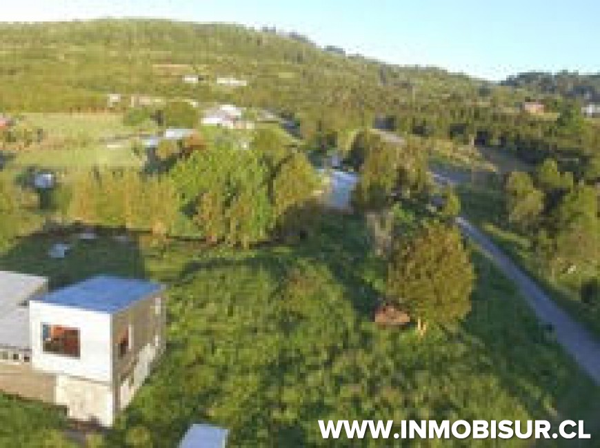 Venta en Chonchi | Hermoso terreno a orillas del Lago Natri