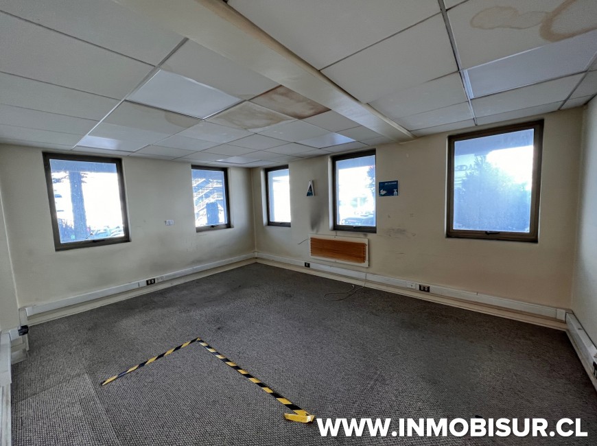 Arriendo en Puerto Montt | Local Comercial Edificio Egaña 85